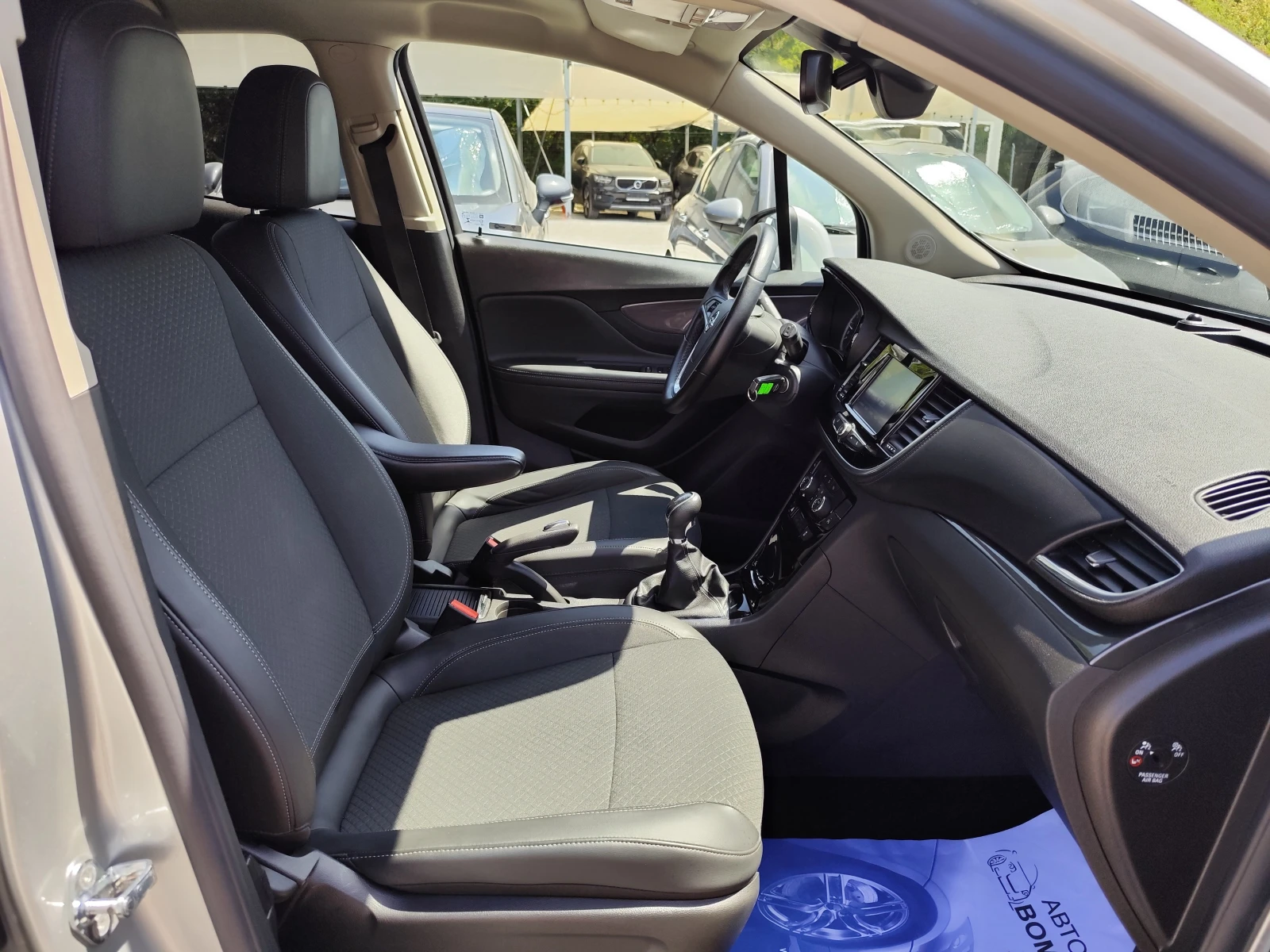 Opel Mokka X 1.4i* TURBO-140k.c * INOVATION* LED* 75000km* , снимка 12 - Автомобили и джипове - 55641698