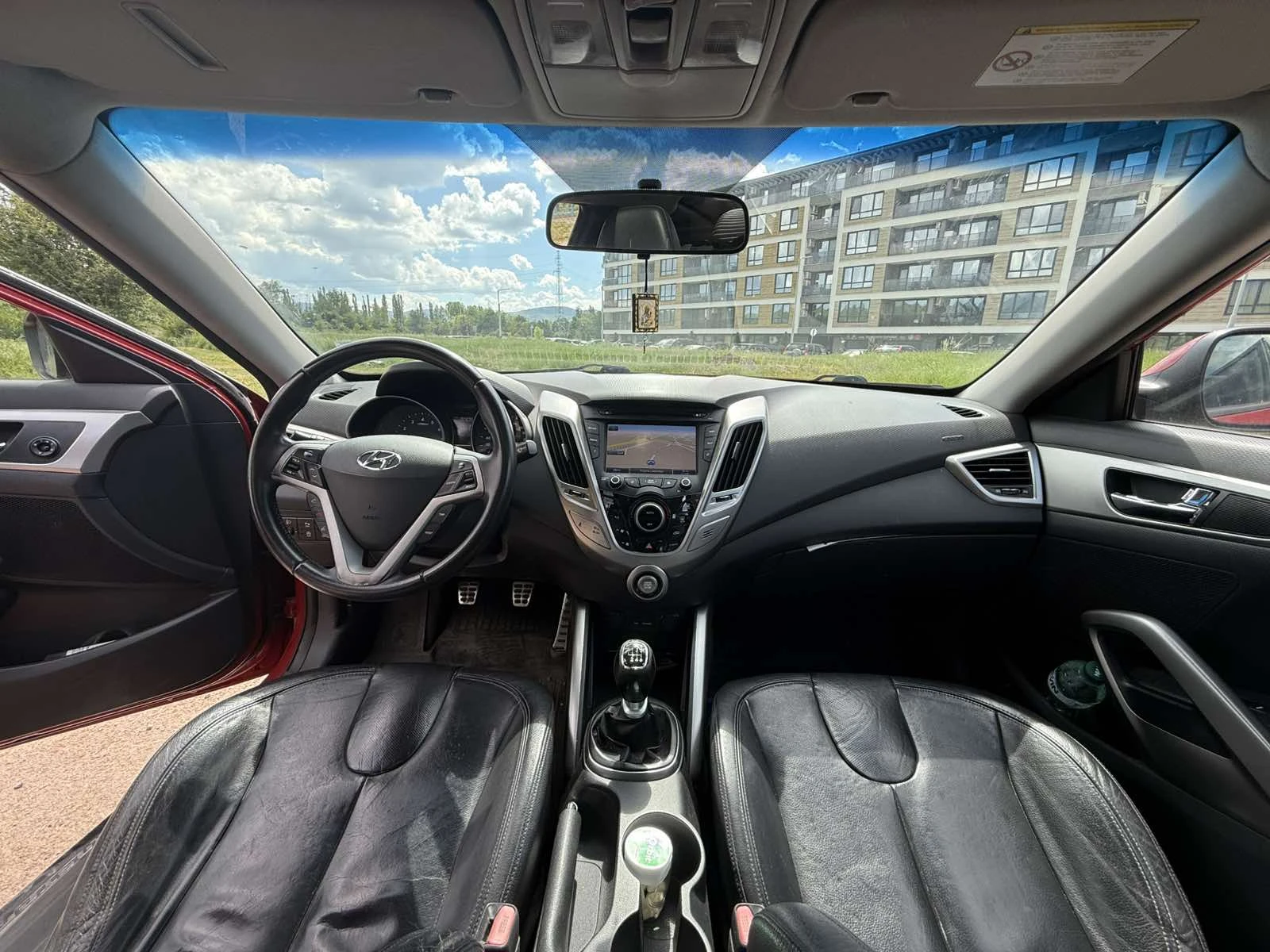 Hyundai Veloster  1.6GDi 140HP KEYLESS/NAVI/CAMERA/ШИБЕДАХ/EU5, снимка 11 - Автомобили и джипове - 55699269