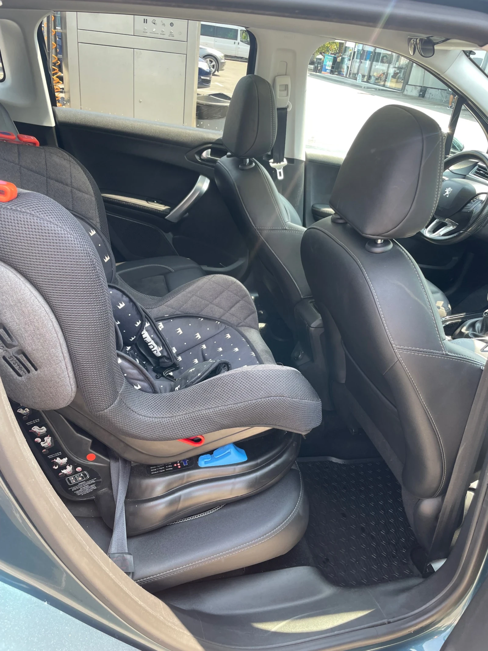 Peugeot 2008, снимка 5 - Автомобили и джипове - 55784953