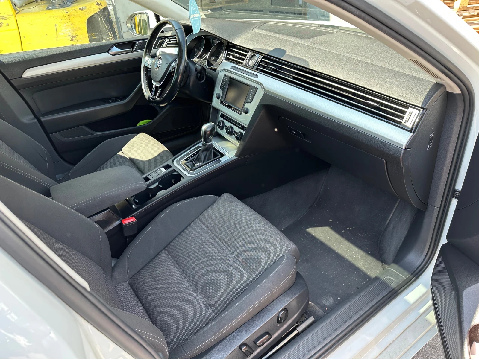 VW Passat 2.0Tdi 150 коня, снимка 3 - Автомобили и джипове - 55829395