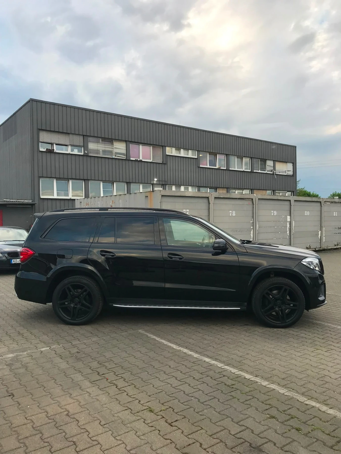 Mercedes-Benz GLS 350, снимка 3 - Автомобили и джипове - 56203846