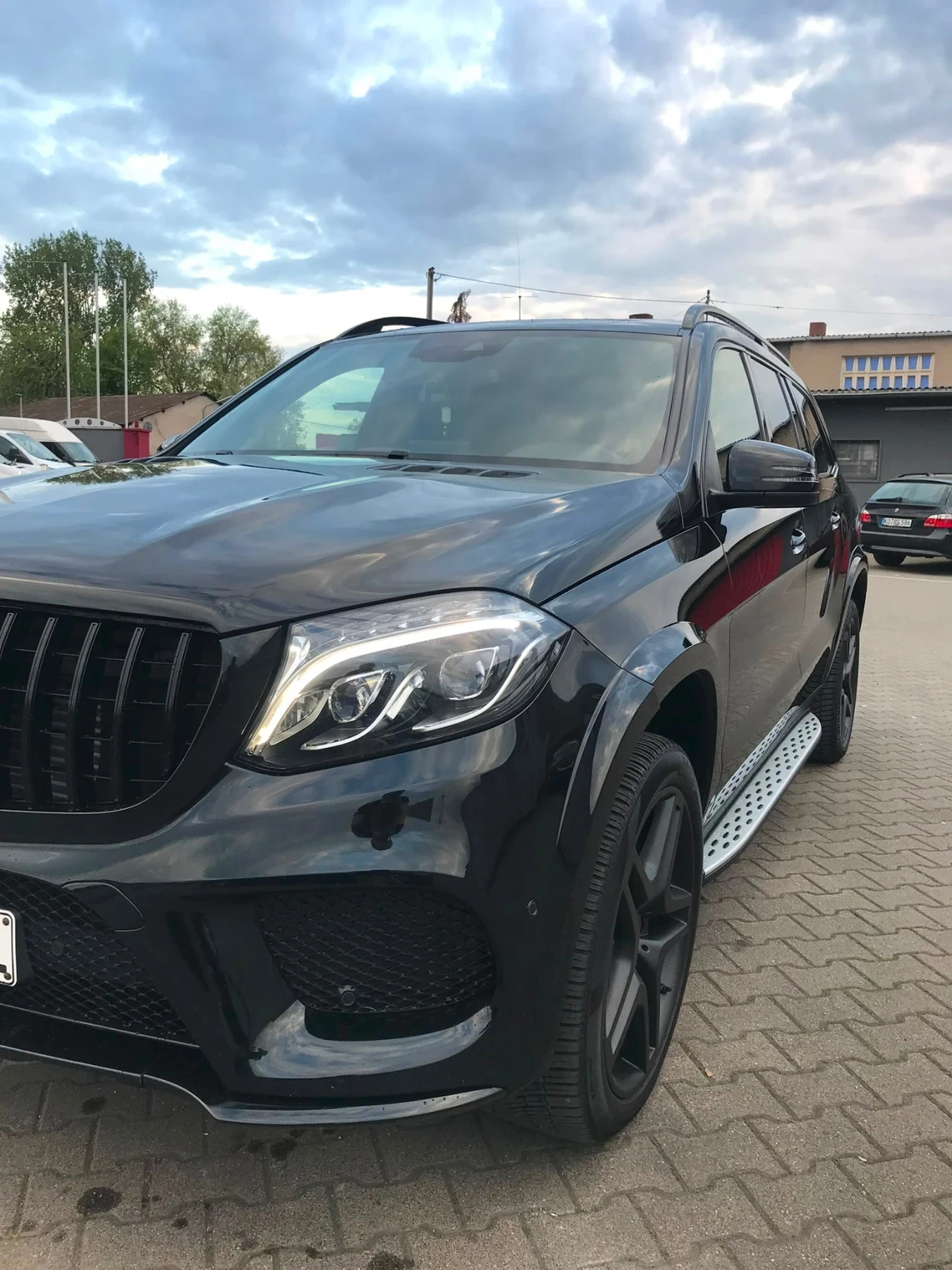 Mercedes-Benz GLS 350, снимка 8 - Автомобили и джипове - 56203846
