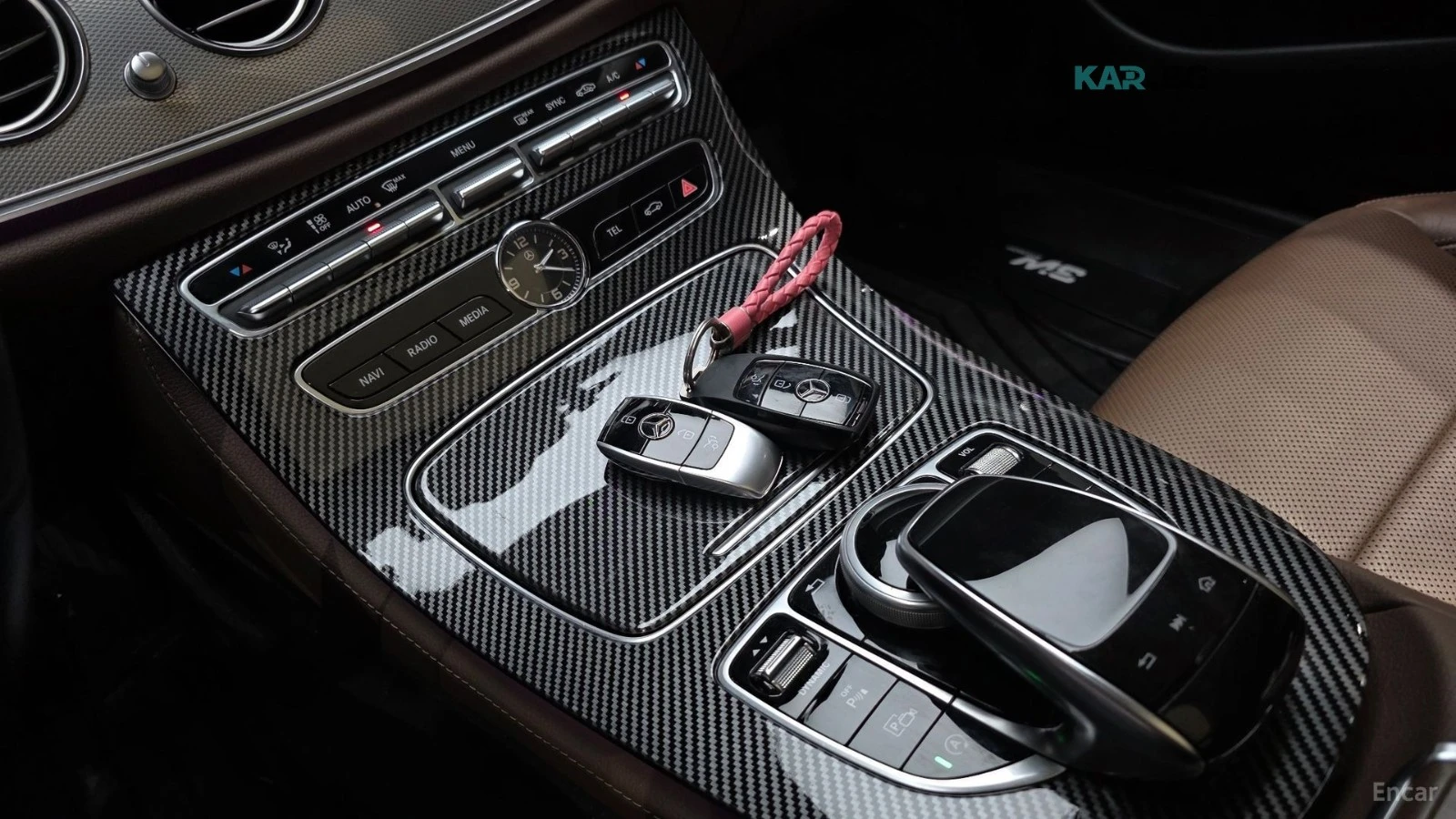 Mercedes-Benz E 300 AMG* ���������* 360 ������* ��� �����* HEADUP*  | Mobile.bg � ����������� 16