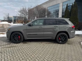 Jeep Grand cherokee SRT  CARFAX, снимка 2