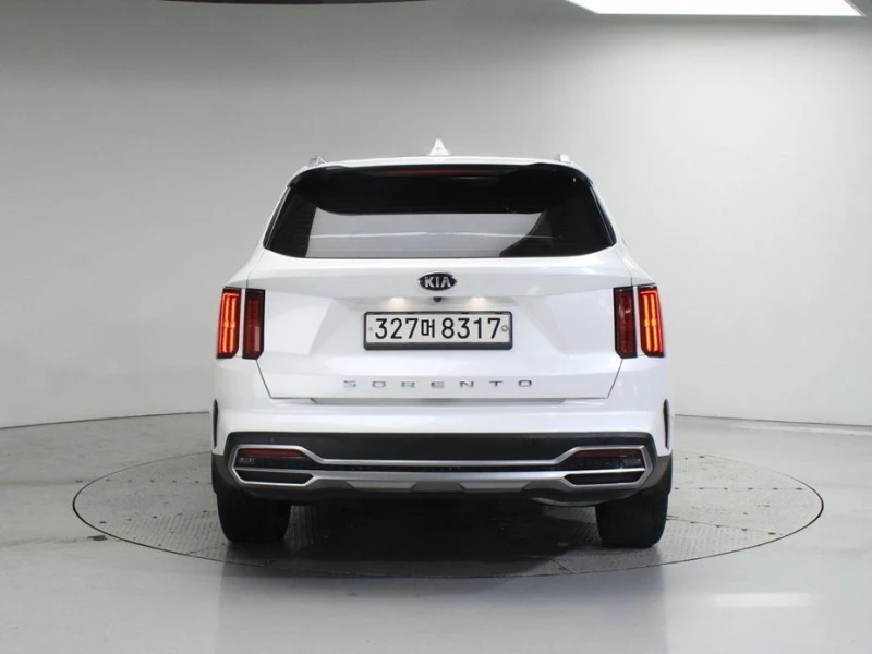 Kia Sorento, снимка 4 - Автомобили и джипове - 51957418