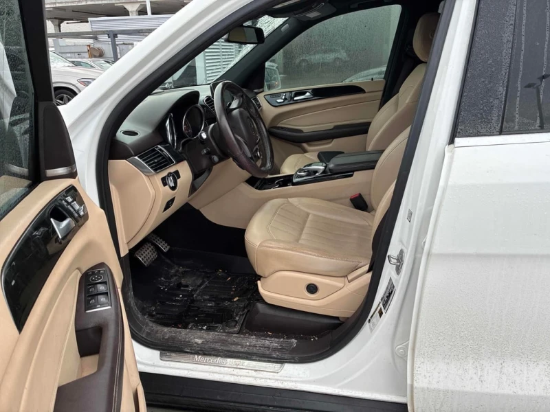 Mercedes-Benz GLE 400 2019 4MATIC * CARFAX * БЕЗ ПЪРВОНАЧАЛНА ВНОСКА, снимка 7 - Автомобили и джипове - 53038548