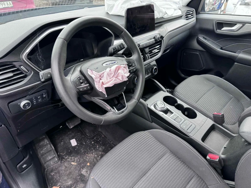 Ford Kuga 2.5i DURA Hybrid АВТОМАТИК 2023 г., снимка 5 - Автомобили и джипове - 53123452