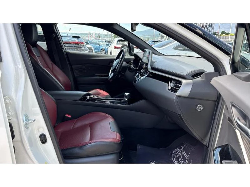 Toyota C-HR 1.8HSD SELECTION, снимка 6 - Автомобили и джипове - 55372318