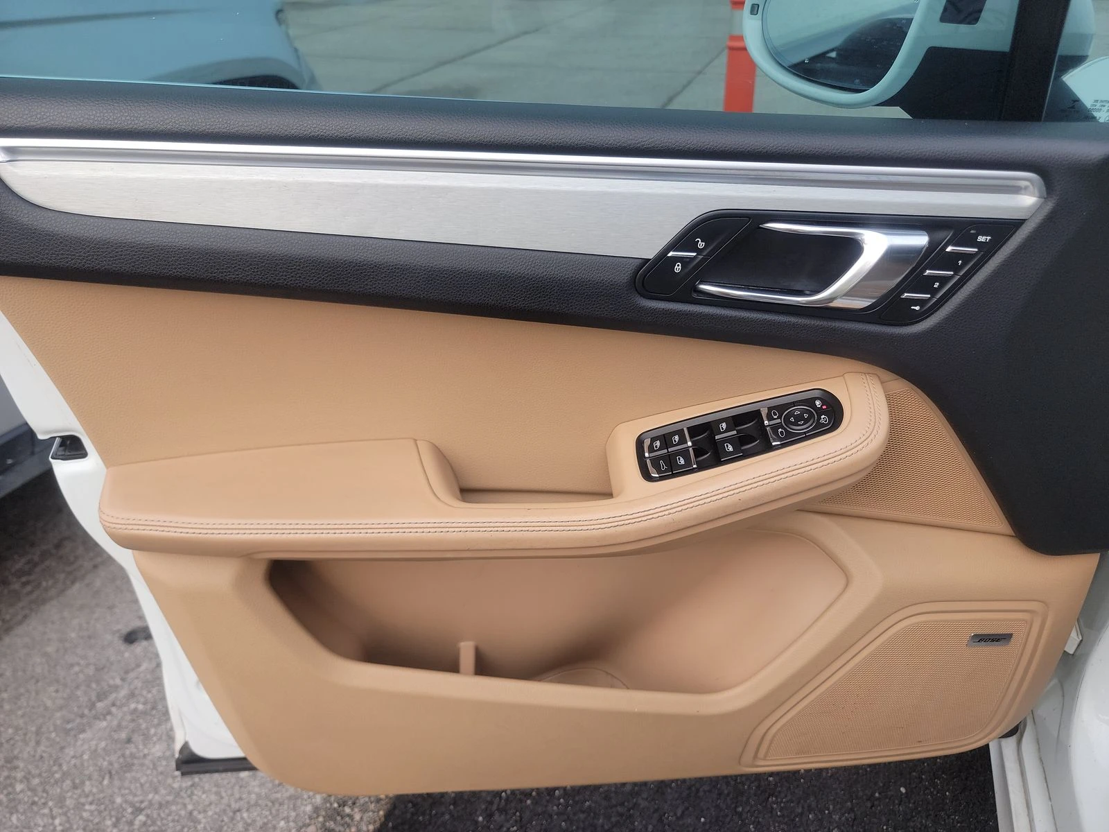 Porsche Macan TURBO Обдух* BOSE* М.Точка* PDK* Lane Assist* Пано - изображение 7