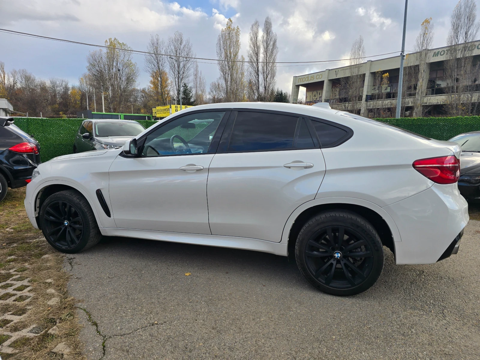 BMW X6 3.5 / M-Пакет / TV / СМЕНЕНИ ВЕРИГИ - изображение 6