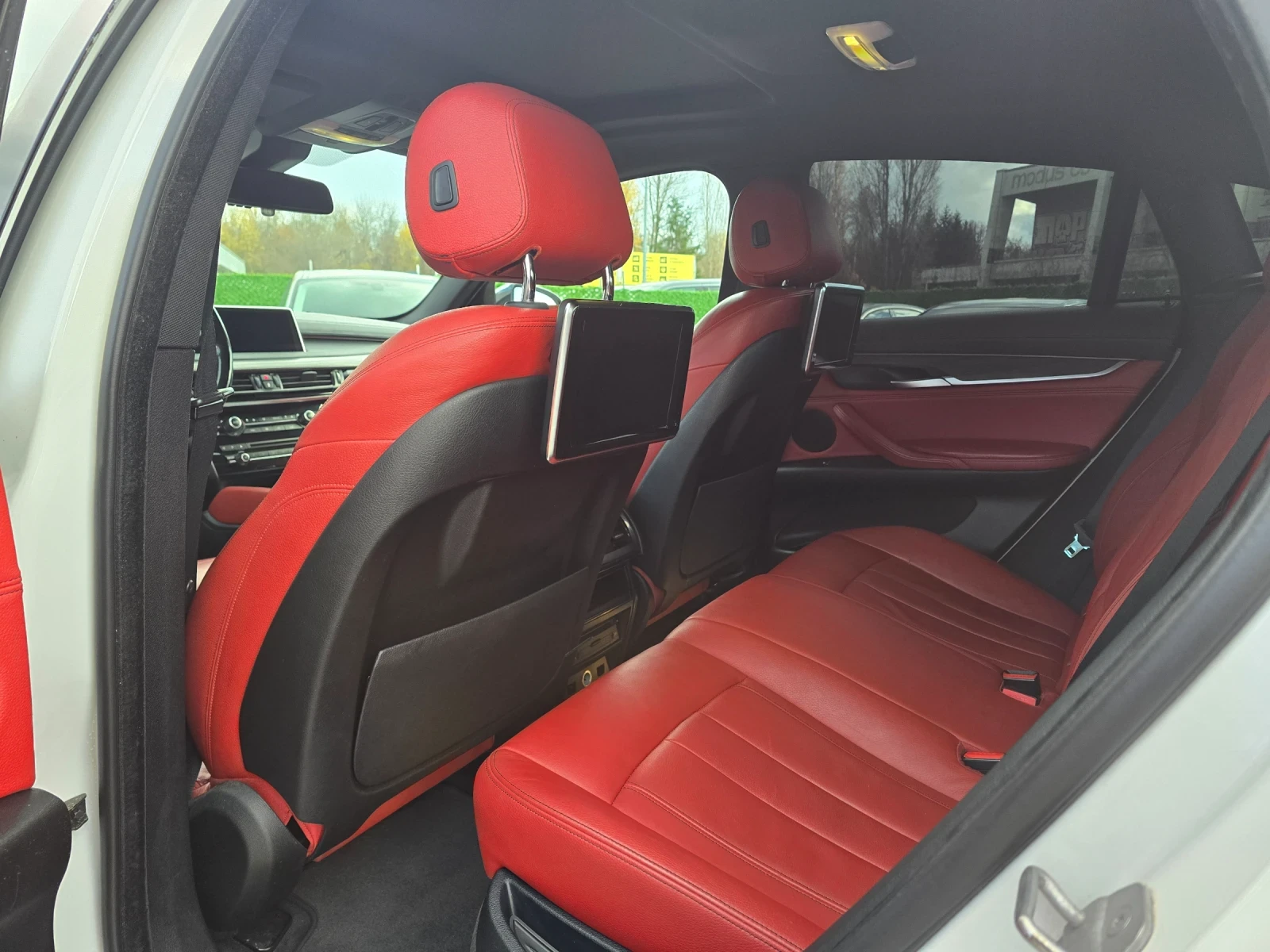 BMW X6 3.5 / M-Пакет / TV / СМЕНЕНИ ВЕРИГИ - изображение 9