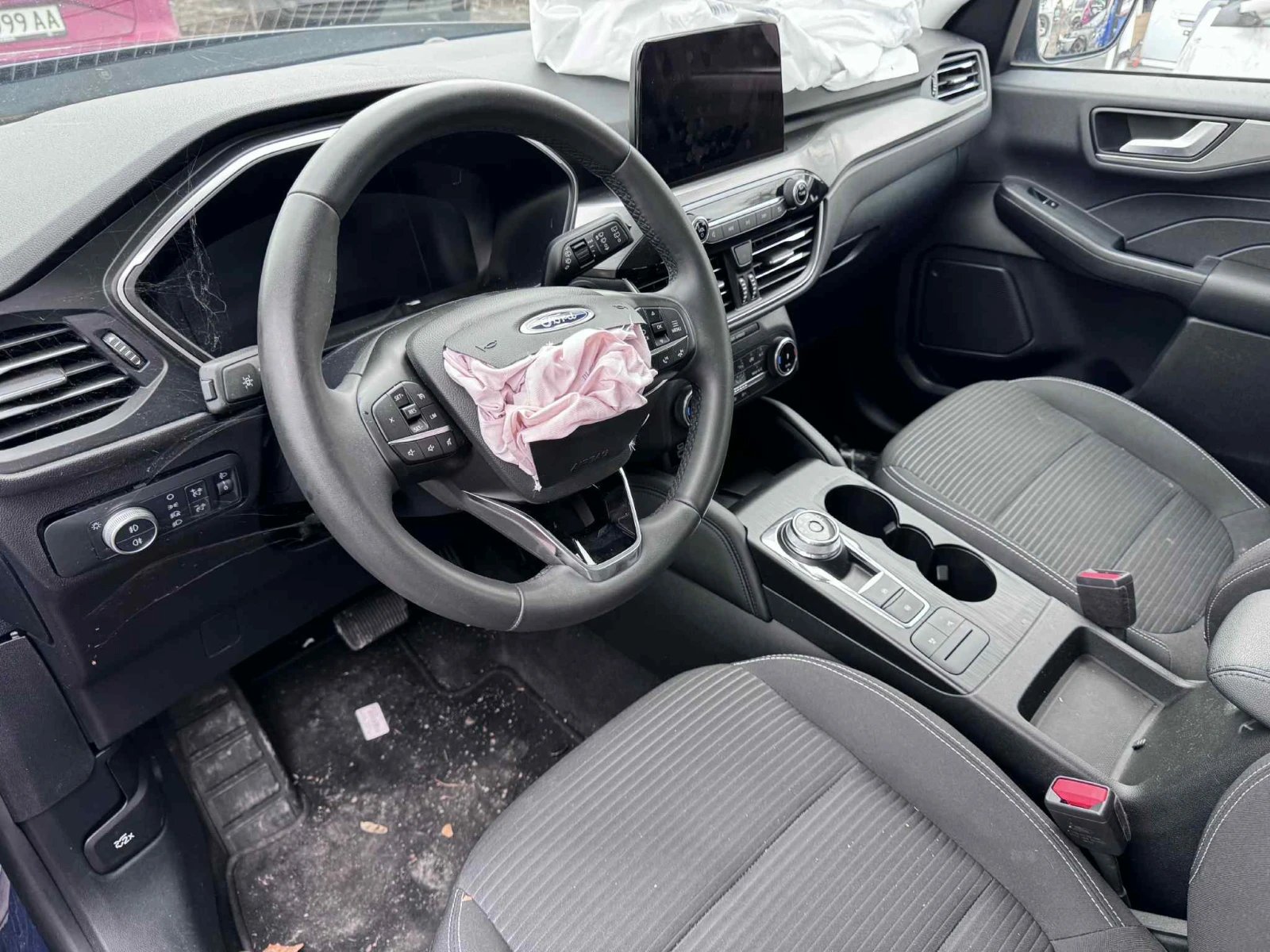 Ford Kuga 2.5i DURA Hybrid АВТОМАТИК 2023 г. - изображение 5