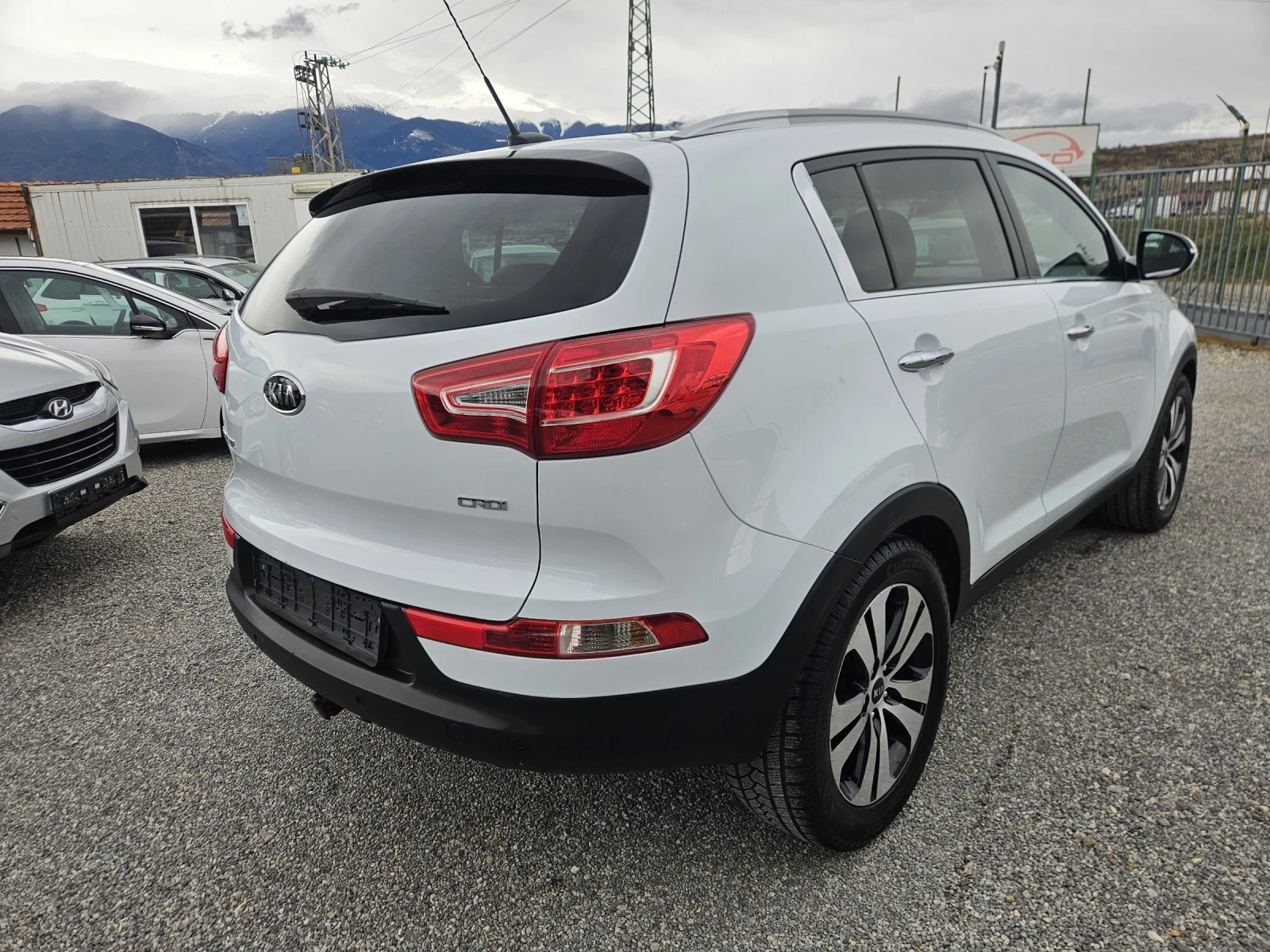 Kia Sportage 1.7 CRDI , снимка 5 - Автомобили и джипове - 54071108