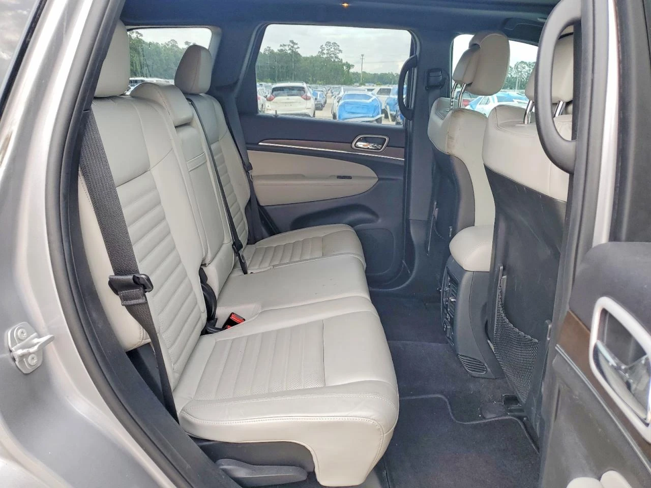 Jeep Grand cherokee 3.0l Limited, снимка 11 - Автомобили и джипове - 54705950