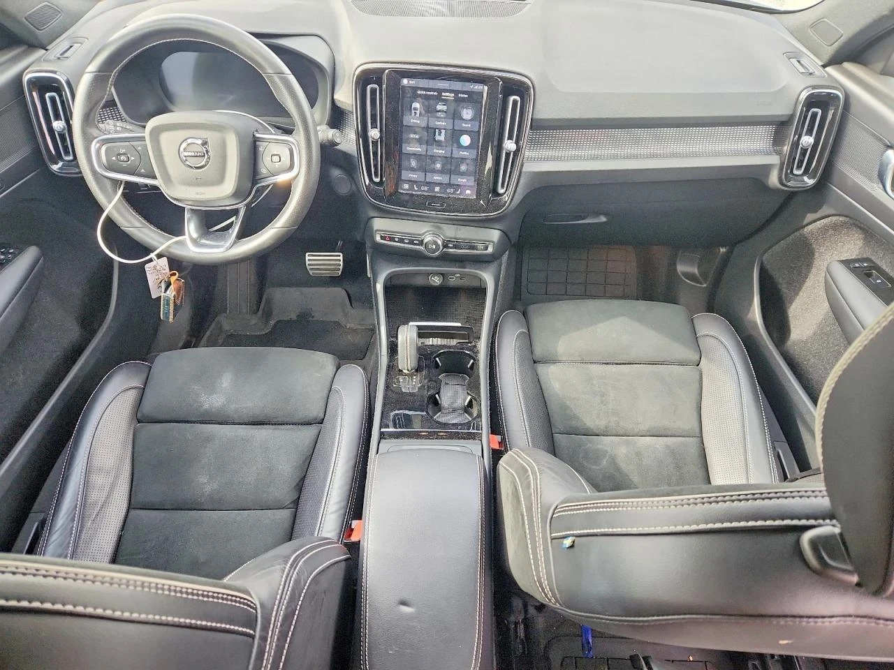 Volvo XC40 RECHARGE, снимка 8 - Автомобили и джипове - 54881660