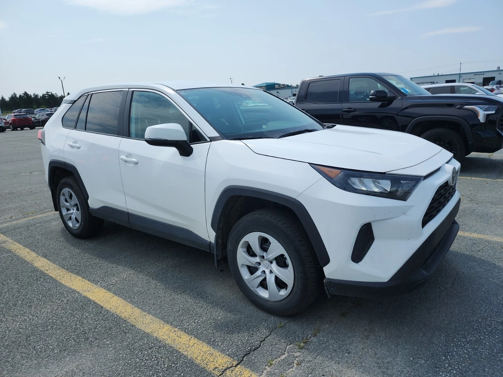 Toyota Rav4 LE| ПОДГРЕВИ| ЗАДНА КАМЕРА| МЪРТВА ТОЧКА| 4 КЛЮЧА|, снимка 2 - Автомобили и джипове - 55815525
