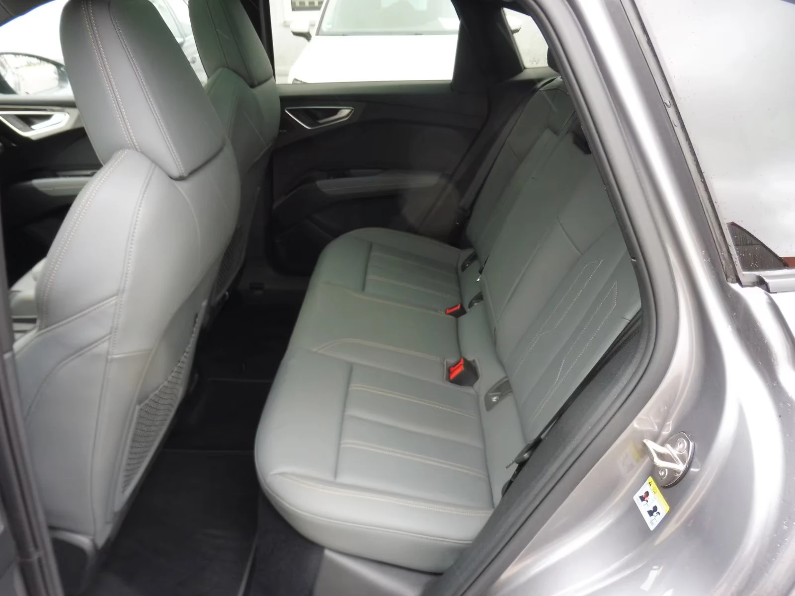 Audi Q4 50/299HP/SPORTBACK/EDITION ONE/QUATTRO/CAM/884z | Mobile.bg � ����������� 10