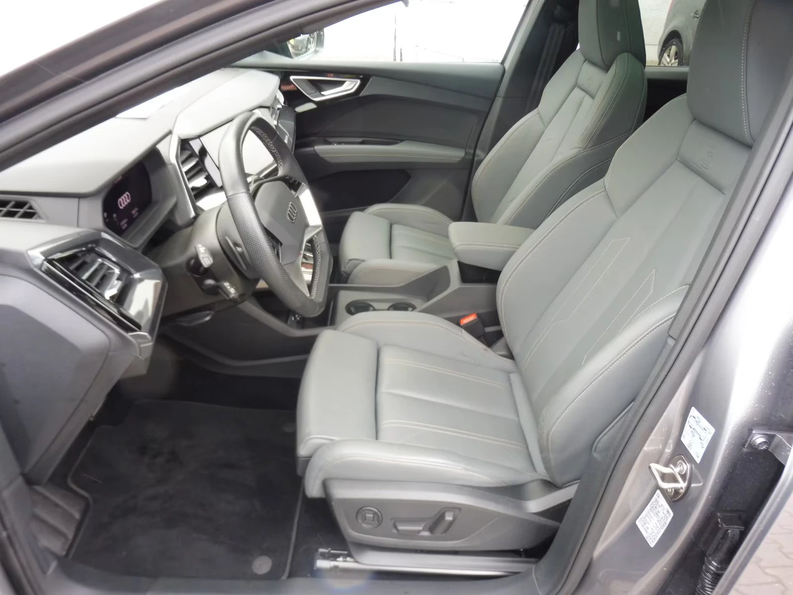Audi Q4 50/299HP/SPORTBACK/EDITION ONE/QUATTRO/CAM/884z | Mobile.bg � ����������� 9
