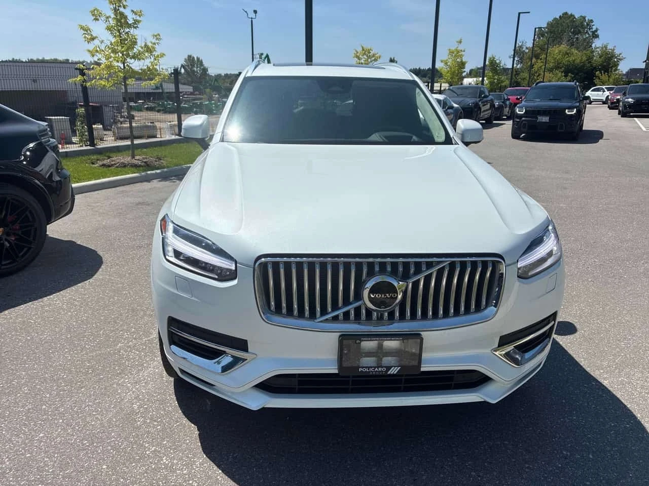 Volvo Xc90  Ultimate Bright/HUD/360/DIS/Carfax, снимка 6 - Автомобили и джипове - 56253061