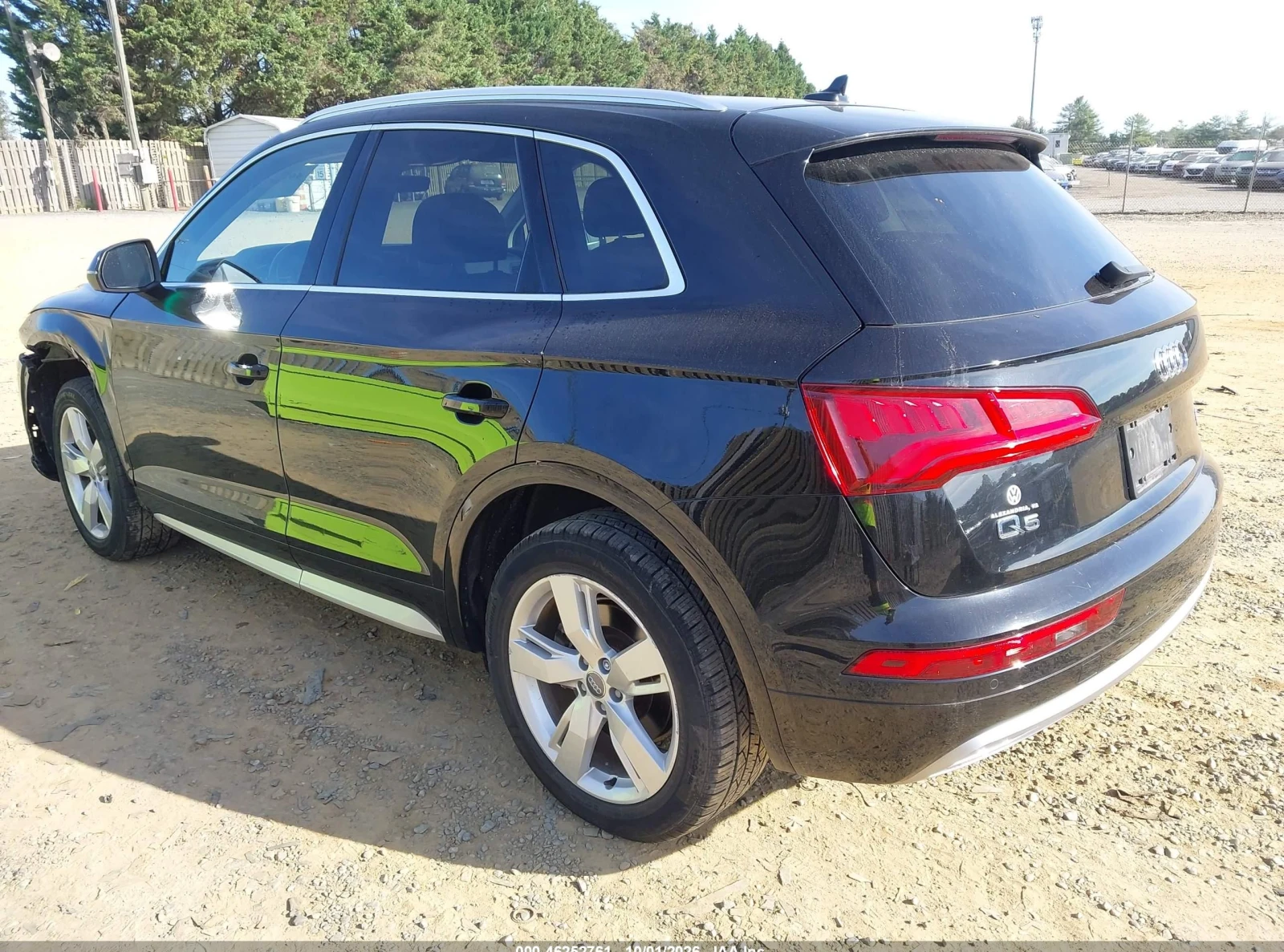 Audi Q5, снимка 3 - Автомобили и джипове - 56621372