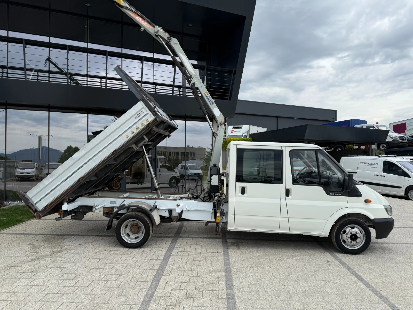 Ford Transit 2.4TDI 3.5т. Самосвал с кран  - изображение 7