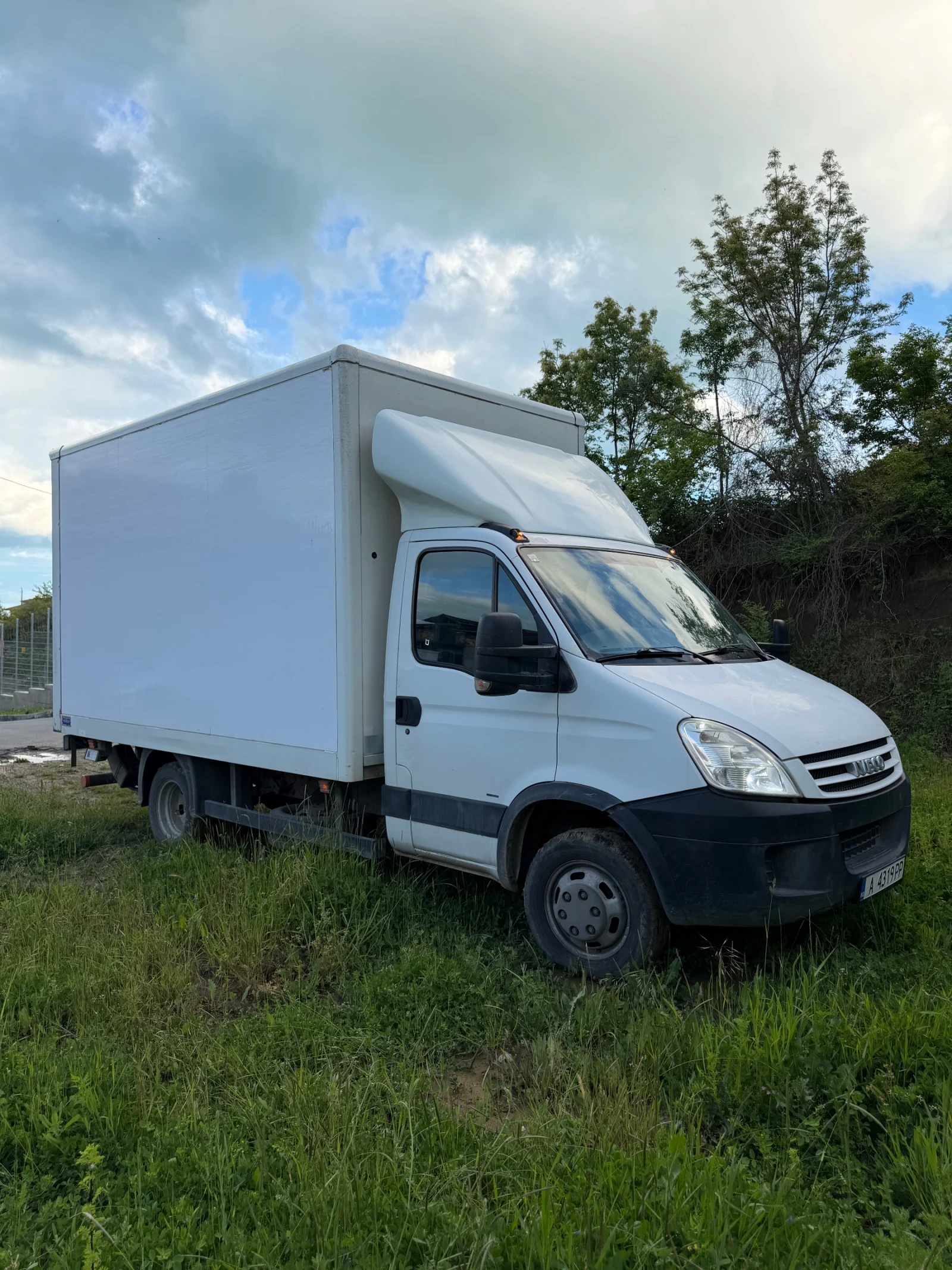 Iveco 35c15 Фургон, снимка 4 - Бусове и автобуси - 54589805