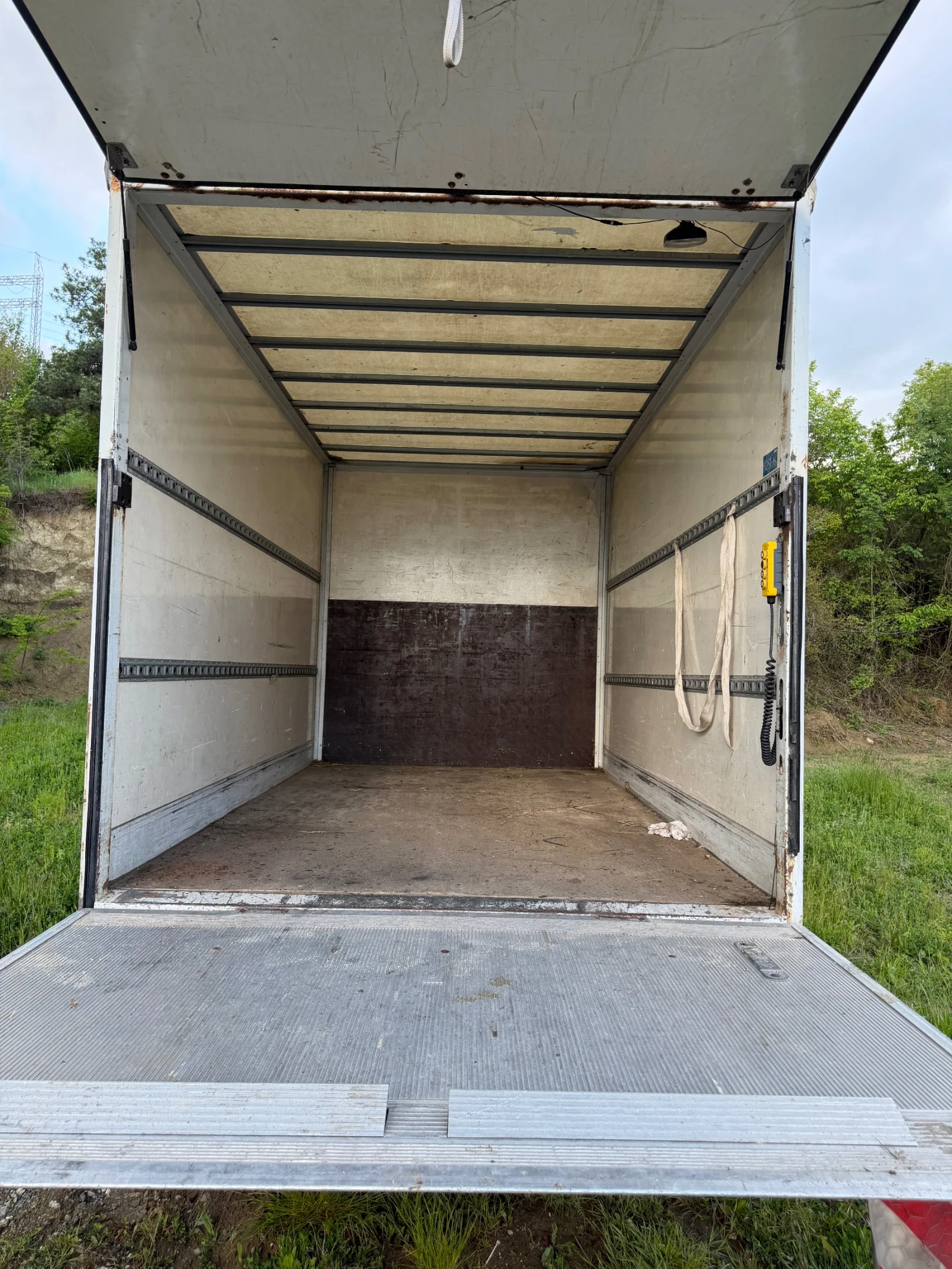 Iveco 35c15 Фургон, снимка 7 - Бусове и автобуси - 54589805