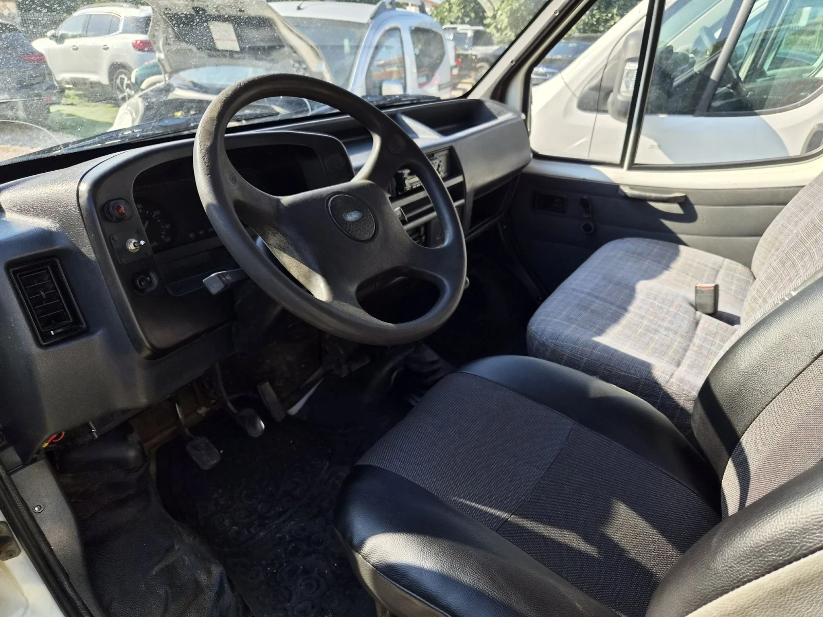 Ford Transit 2.5 самосвал Италия, снимка 11 - Бусове и автобуси - 55935765