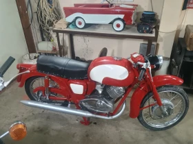 Moto Guzzi 250 Lodola, снимка 3