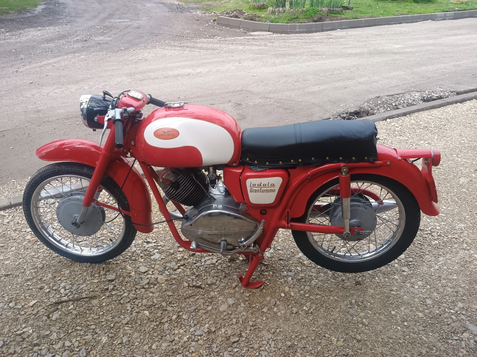 Moto Guzzi 250 Lodola, снимка 6 - Мотоциклети и мототехника - 54076782