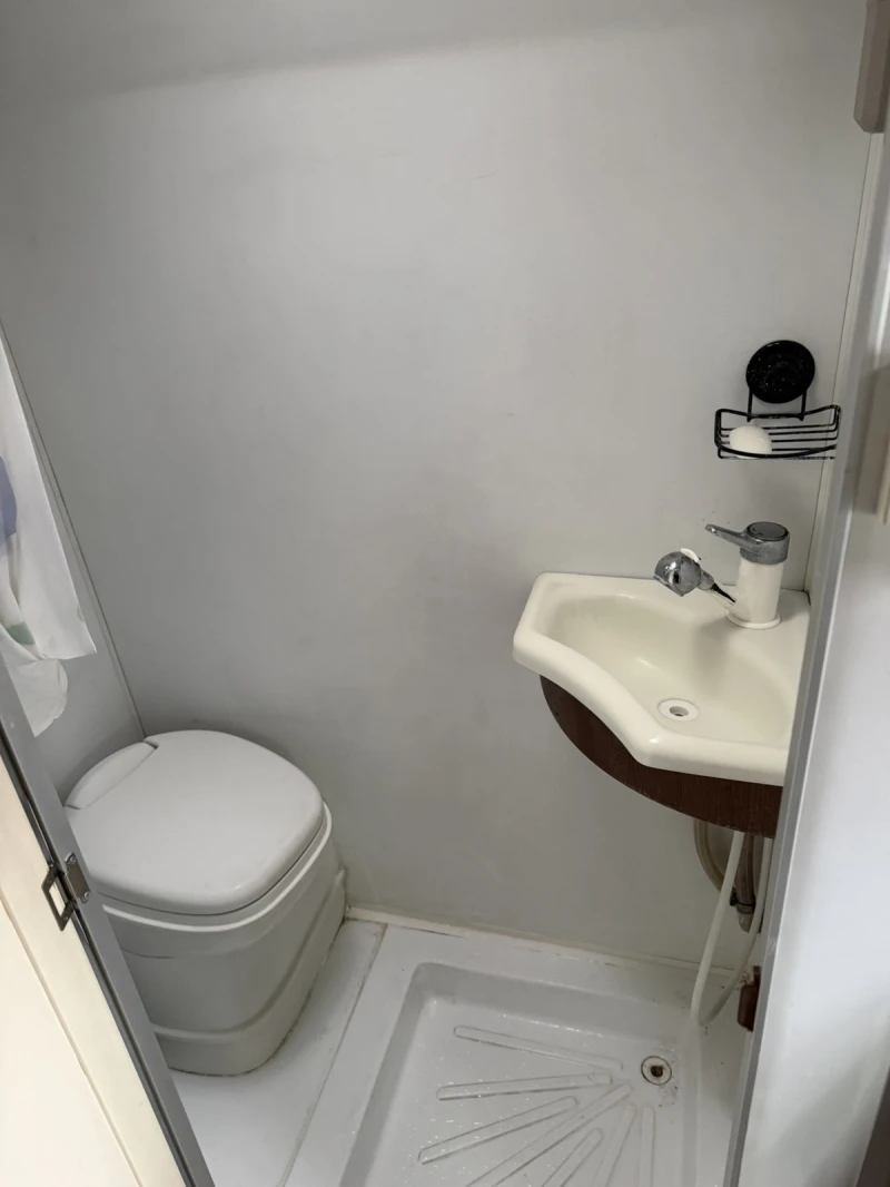 Кемпер Други, снимка 12 - Каравани и кемпери - 53433763