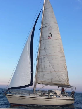 Ветроходна лодка Dehler 36 CWS, снимка 1
