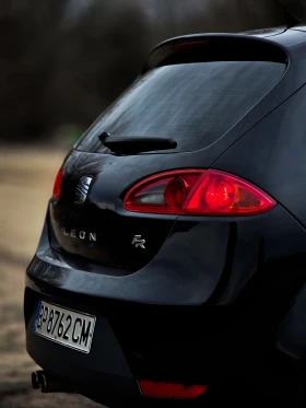 Seat Leon 2.0tdi - 3600 € / 7040.99 лв. - 61616839 8