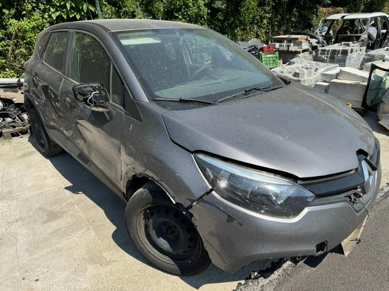 Renault Captur 1.5 НА ЧАСТИ , снимка 1 - Автомобили и джипове - 46611186