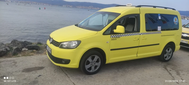 VW Caddy, снимка 11 - Автомобили и джипове - 46966452