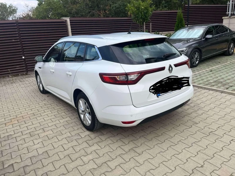 Renault Megane, снимка 2 - Автомобили и джипове - 47527768