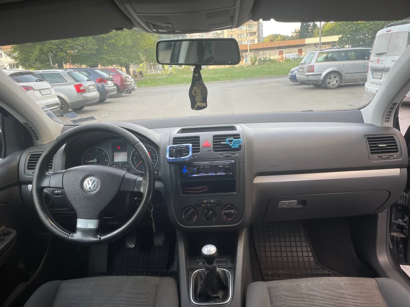 VW Golf, снимка 5 - Автомобили и джипове - 47536718