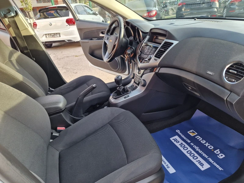 Chevrolet Cruze 1.8.   Газ Бензин  , снимка 10 - Автомобили и джипове - 47580380