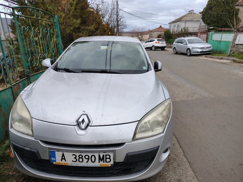 Renault Megane Combi, снимка 4 - Автомобили и джипове - 48176831