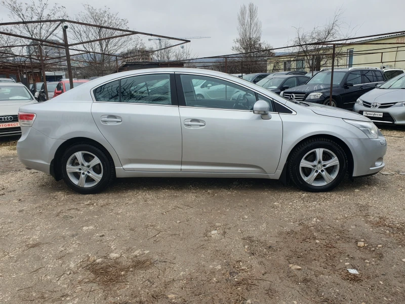 Toyota Avensis 2.0 D-4D NAVI CAMERA, снимка 7 - Автомобили и джипове - 48710784