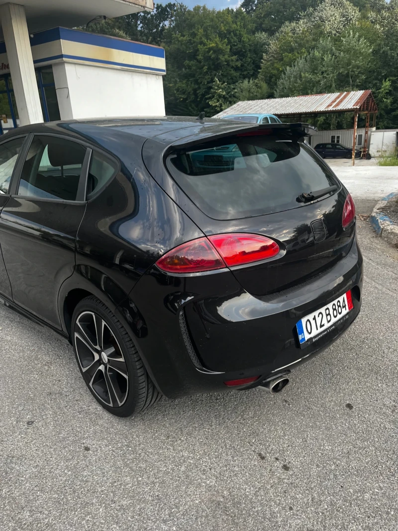 Seat Leon, снимка 5 - Автомобили и джипове - 52627793