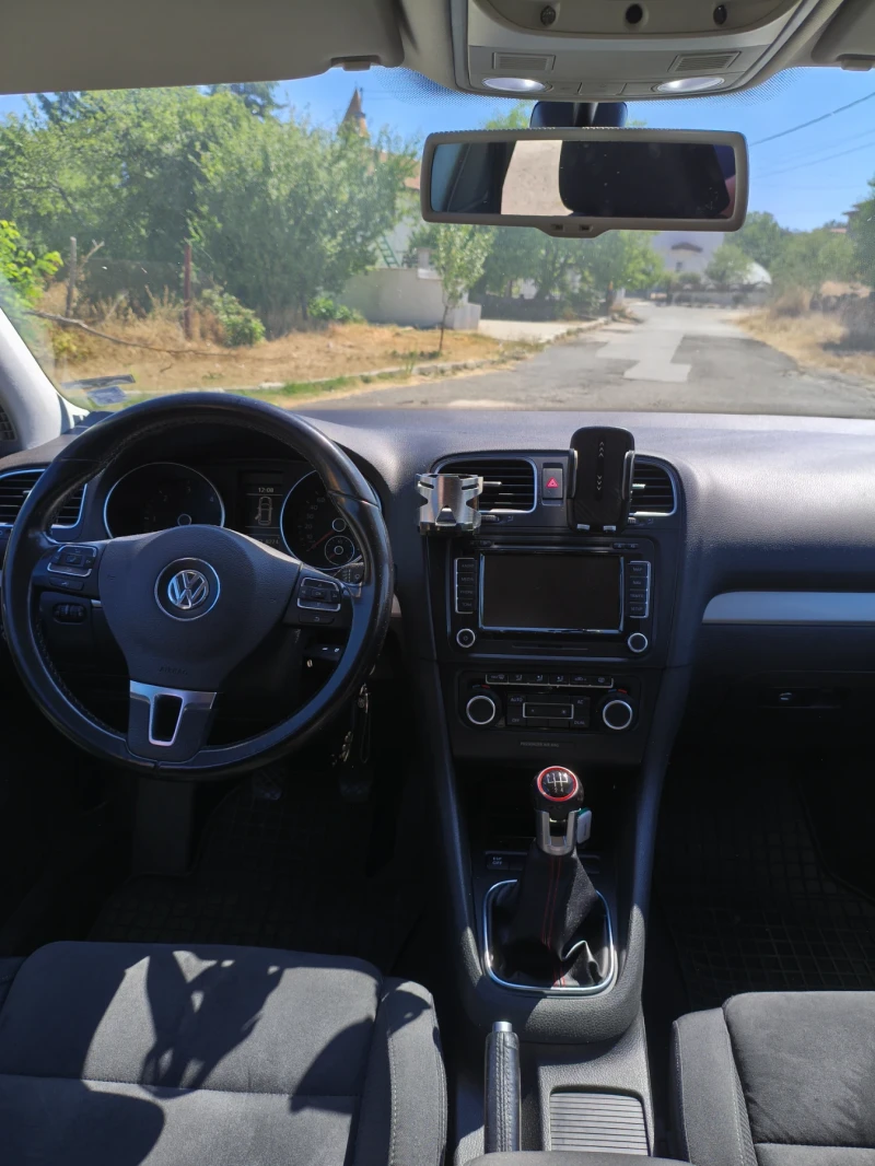 VW Golf, снимка 4 - Автомобили и джипове - 52918825