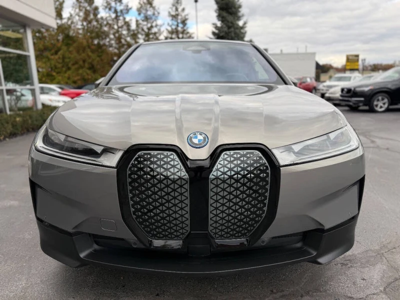 BMW iX xDrive50, снимка 2 - Автомобили и джипове - 53174764