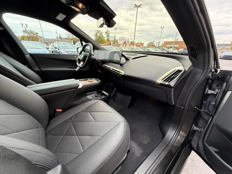 BMW iX xDrive50, снимка 14 - Автомобили и джипове - 53174764
