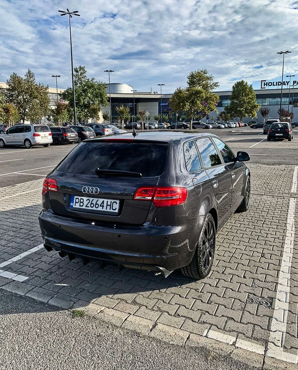 Audi A3 1.6 tdi S line facelift  - изображение 8