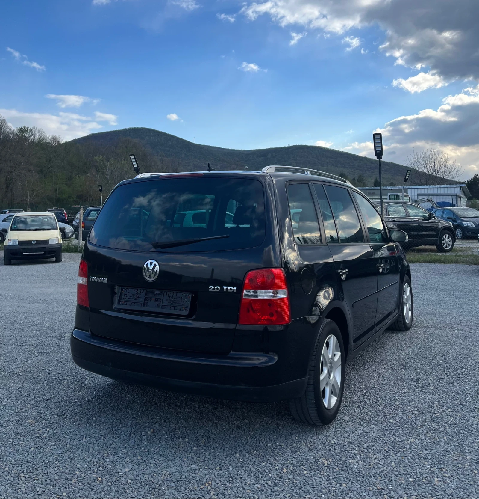 VW Touran 2.0TDI 140К.С  - изображение 3