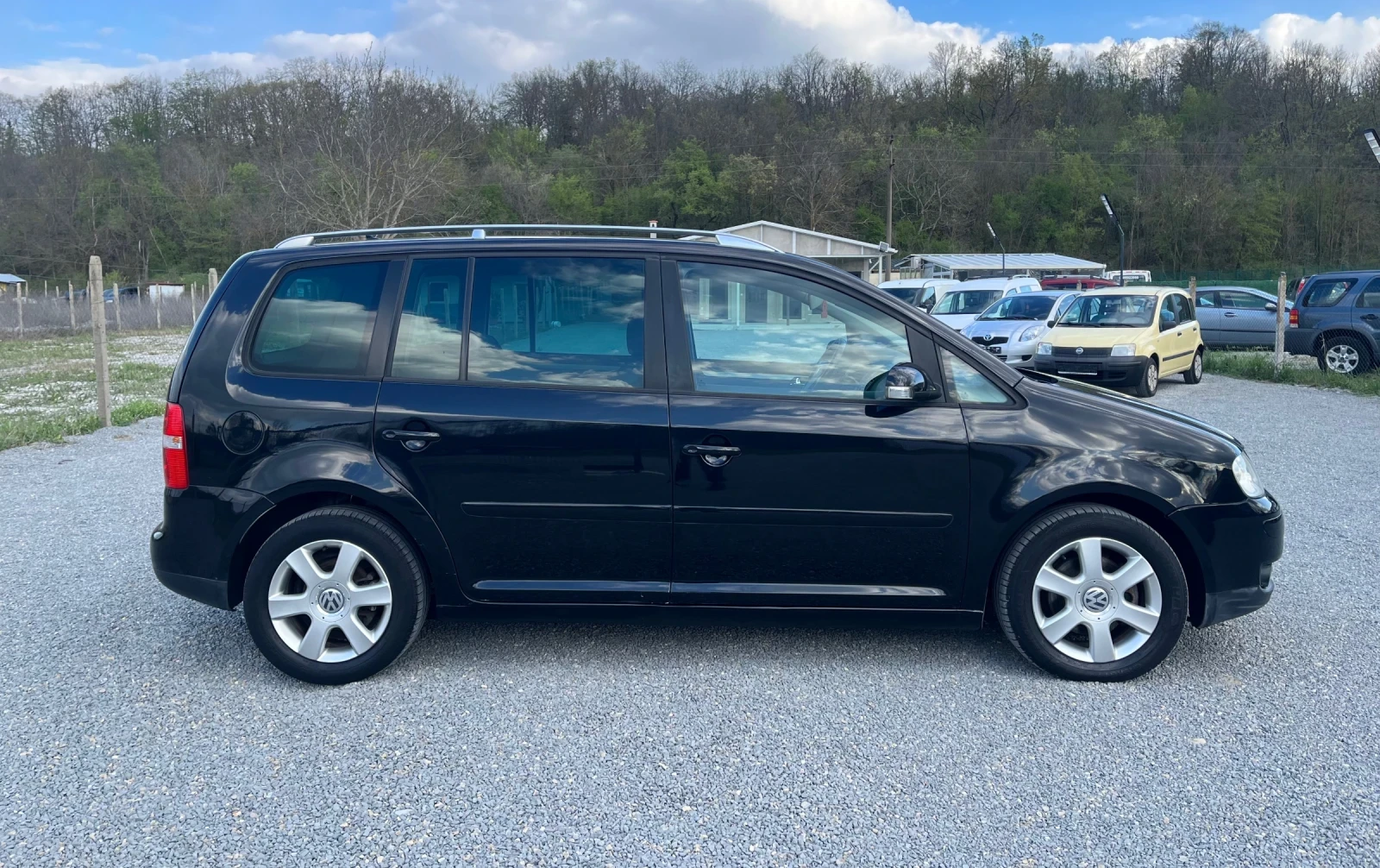 VW Touran 2.0TDI 140К.С  - изображение 2