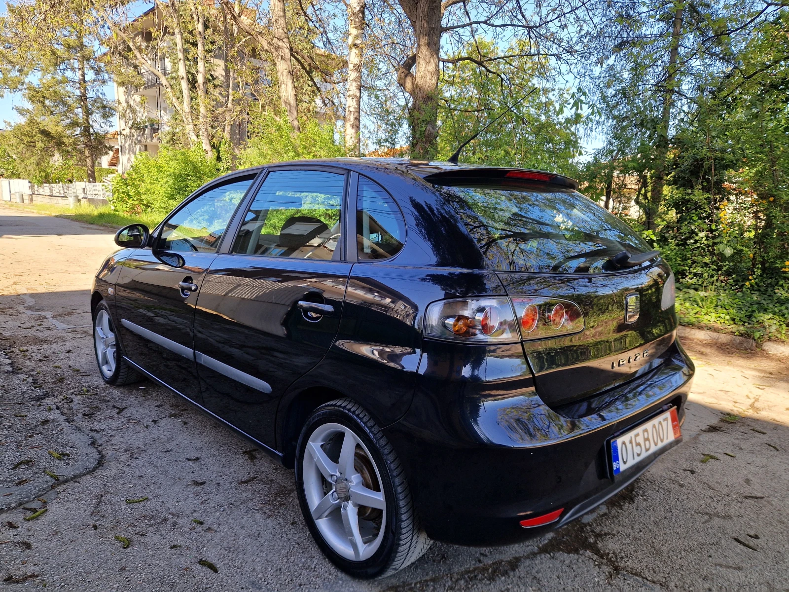 Seat Ibiza 1.4i Климатроник  - изображение 4