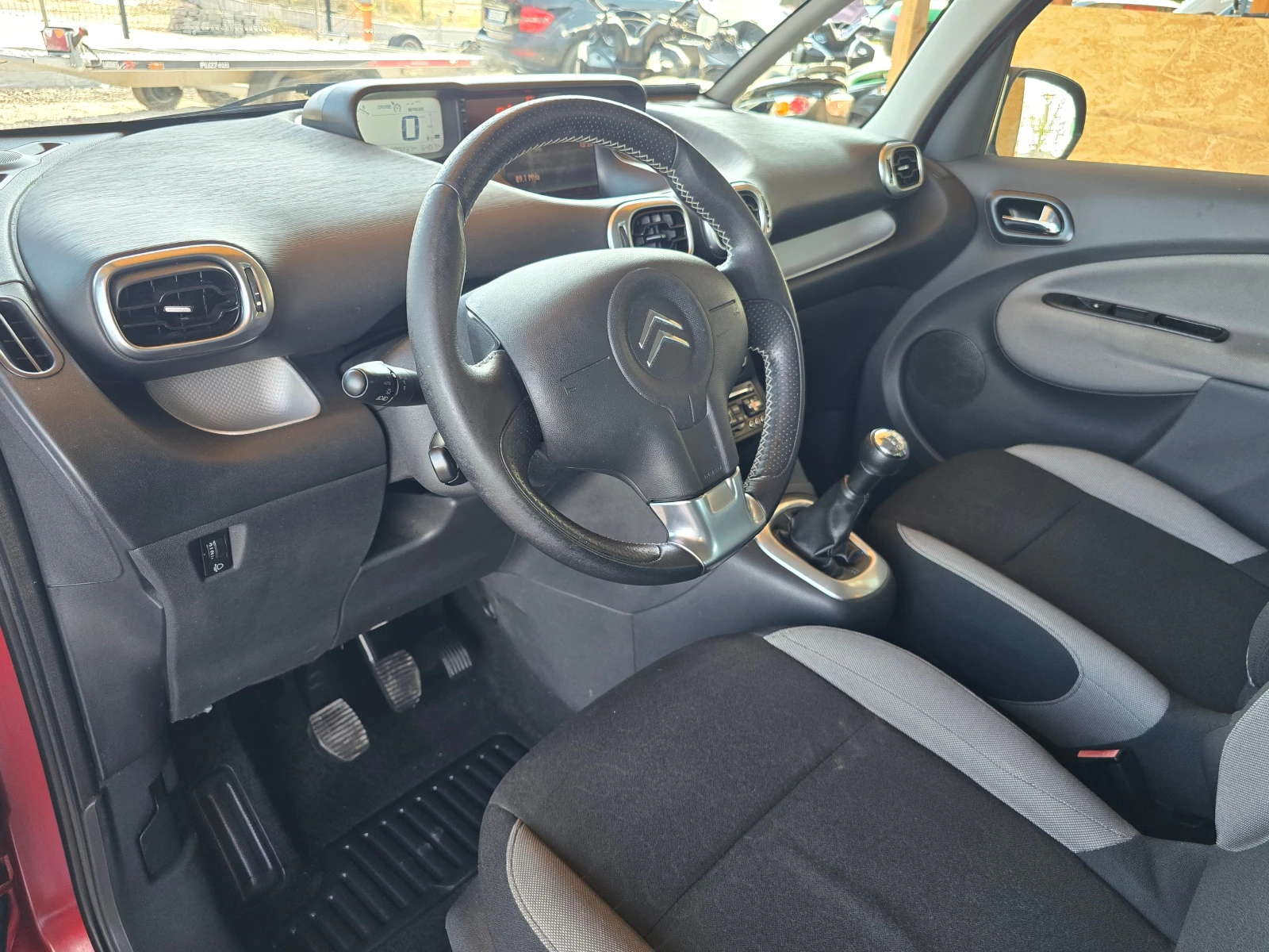 Citroen C3 Picasso 1.4VTi/99..!/ | Mobile.bg   11