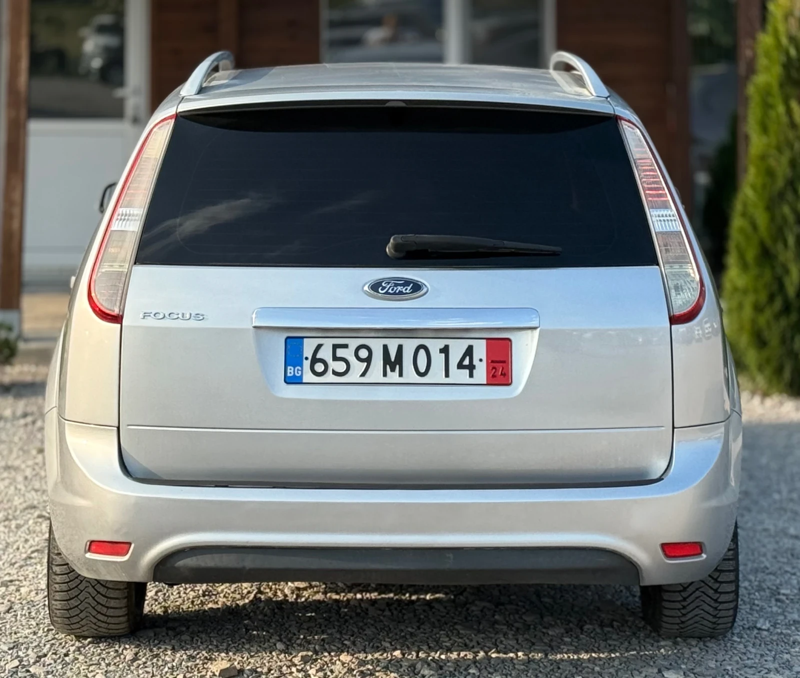 Ford Focus 1.4i 80к.с * ГАЗ* * Климатроник*  - изображение 5